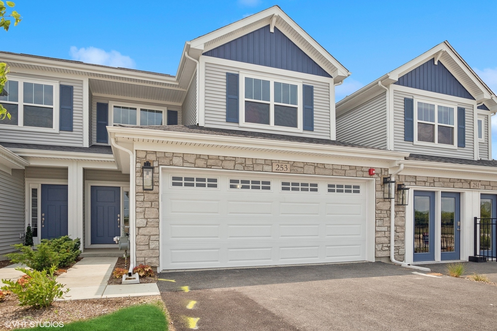 343 Masters Drive  Addison IL 60101 photo