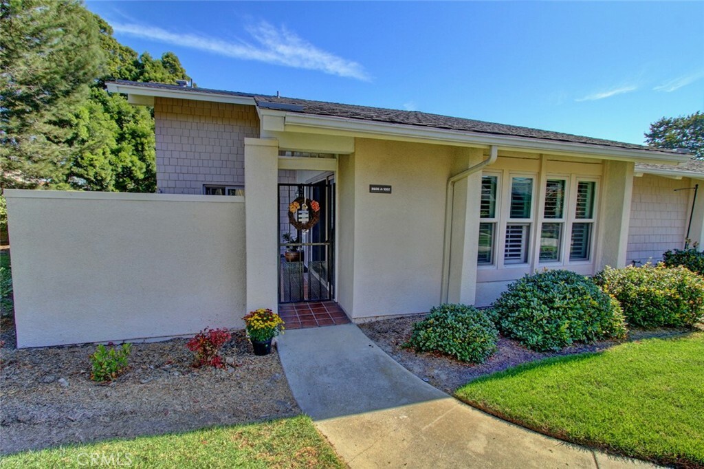 8606 Solano Circle 1002A  Huntington Beach CA 92646 photo