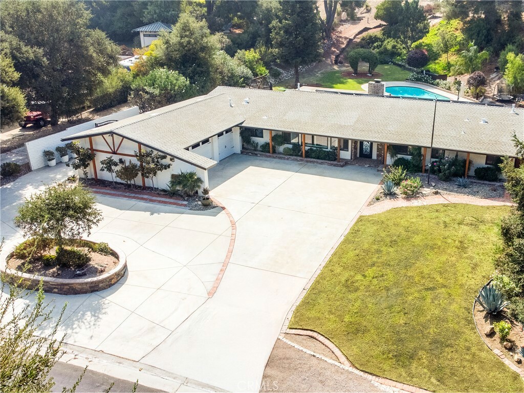 Property Photo:  15932 Live Oak Springs Canyon Road  CA 91387 