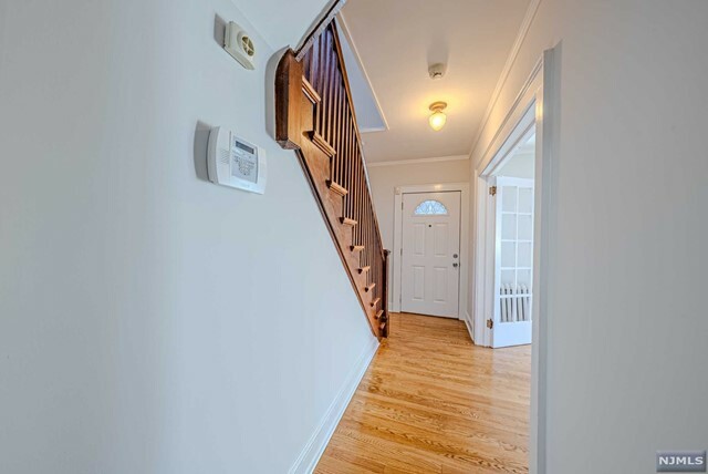 Property Photo:  6 Franklin Avenue  NJ 07042 