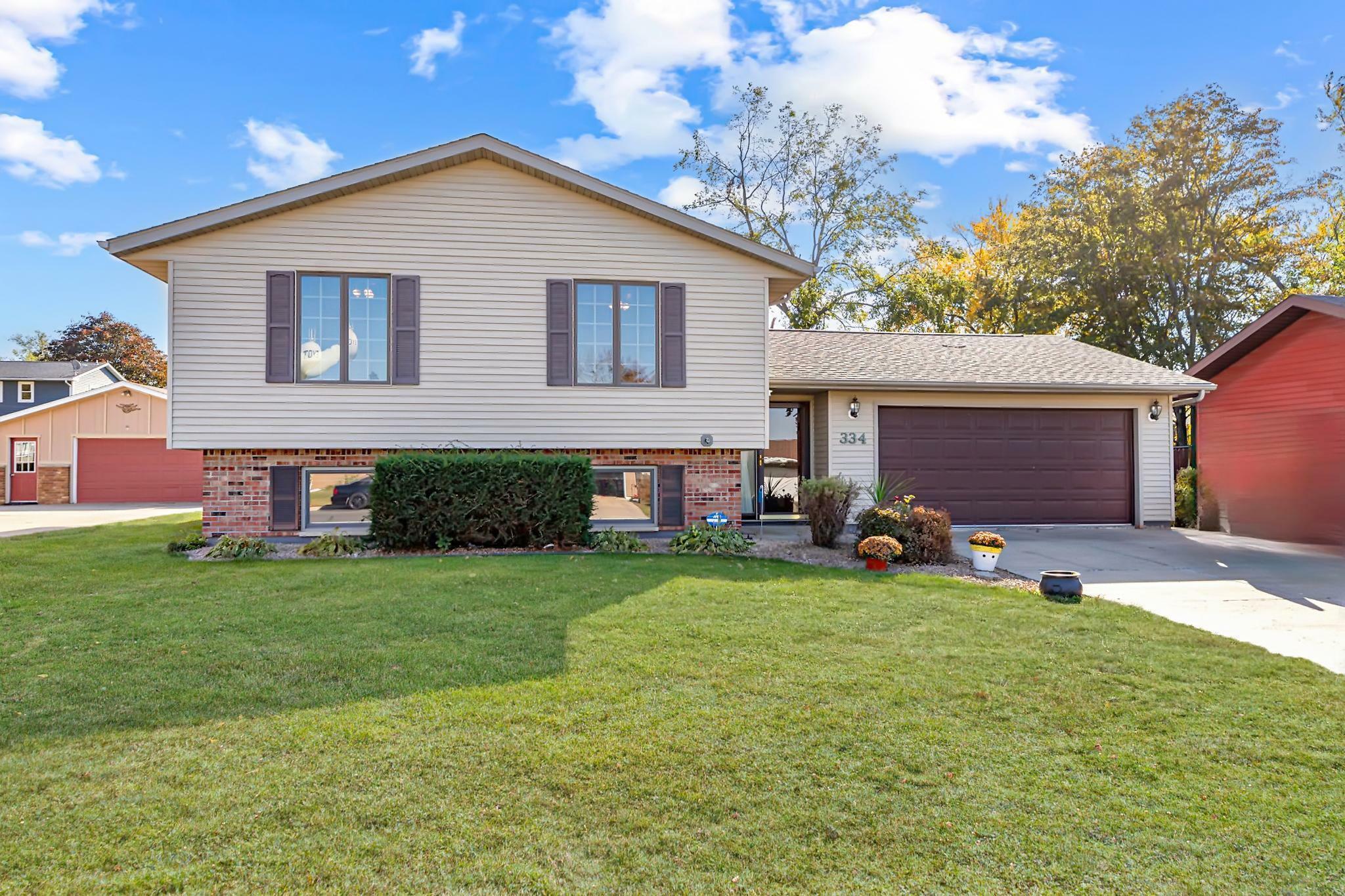 Property Photo: 334 6th Street SW MN 55934