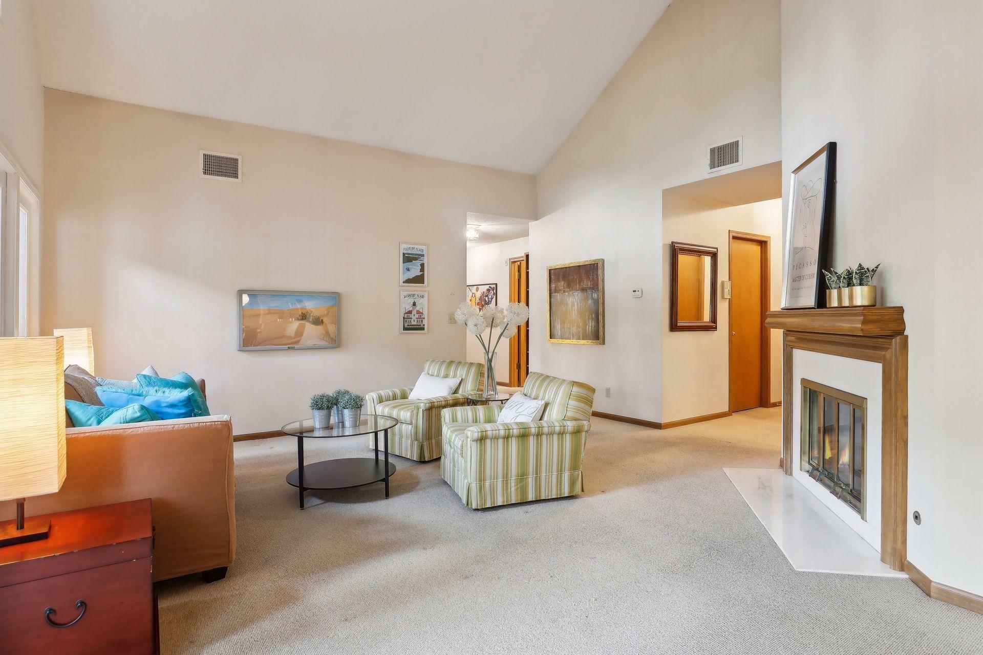 Property Photo:  1830 Eagle Ridge Drive 3005  MN 55118 