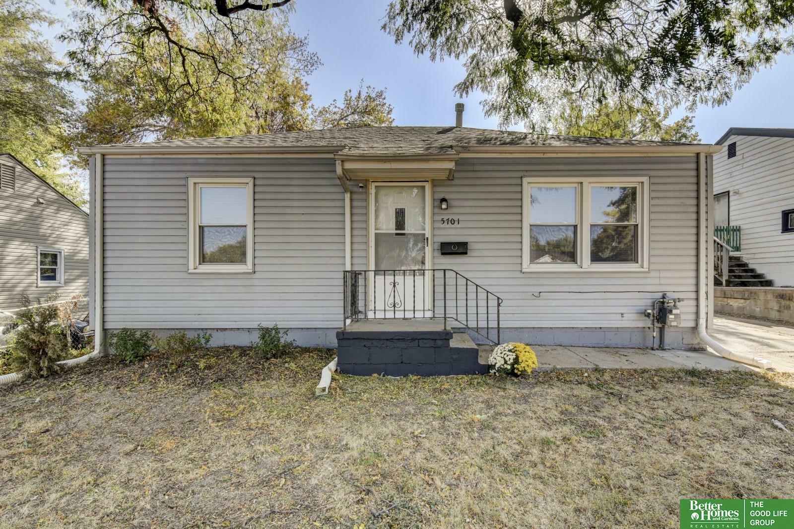 Property Photo:  5701 Manderson Street  NE 68104 