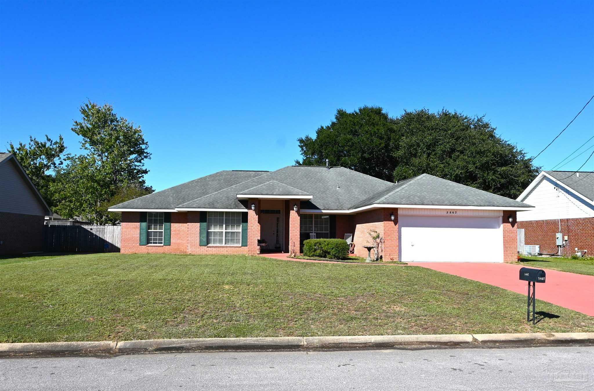 Property Photo:  5862 Admirals Rd  FL 32583 