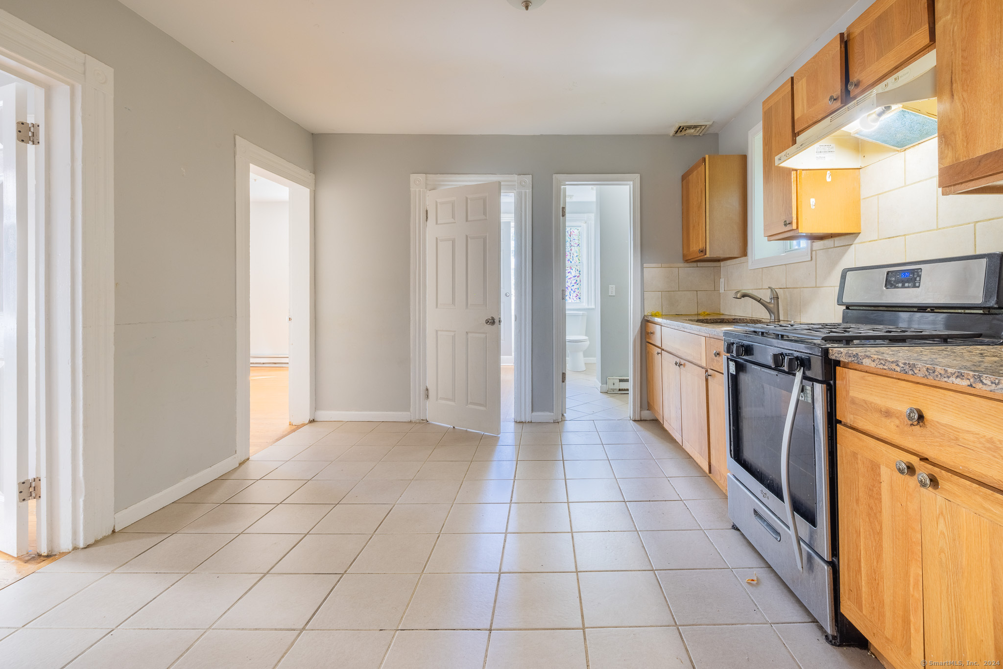 Property Photo:  24-26 Pleasant Street 2nd/3rd Floor  CT 06608 