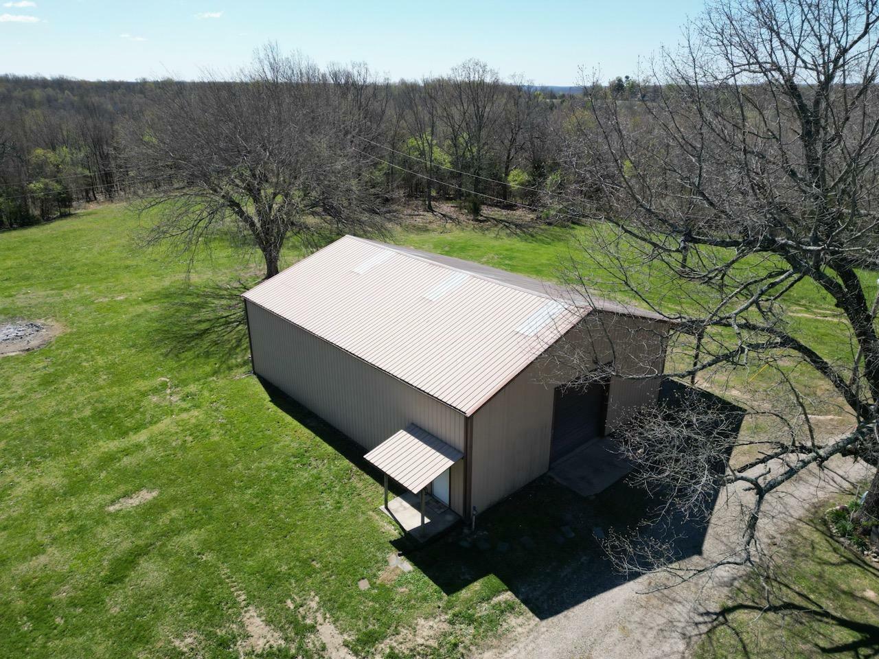 Property Photo:  673 County Road 258  MO 65778 