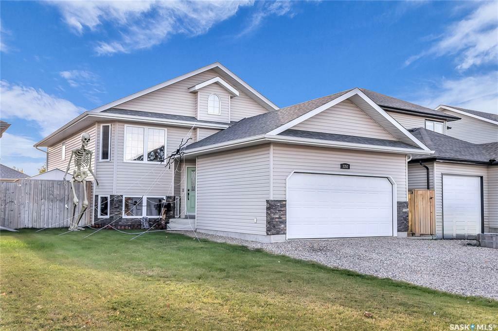 Photo de la propriété:  3351 McClocklin Road  SK S7R 0B3 