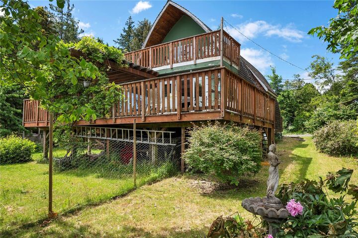 Property Photo: 1710 Wood Rd BC V9W 4T6