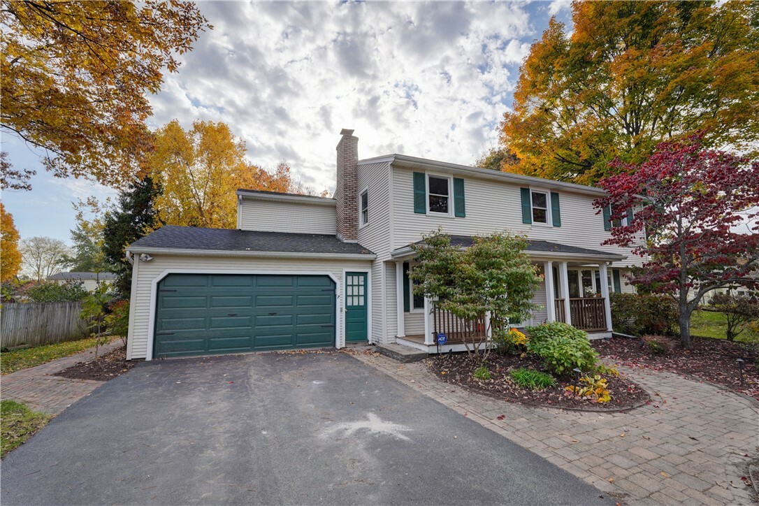 Property Photo:  7 Hara Crescent  NY 14450 