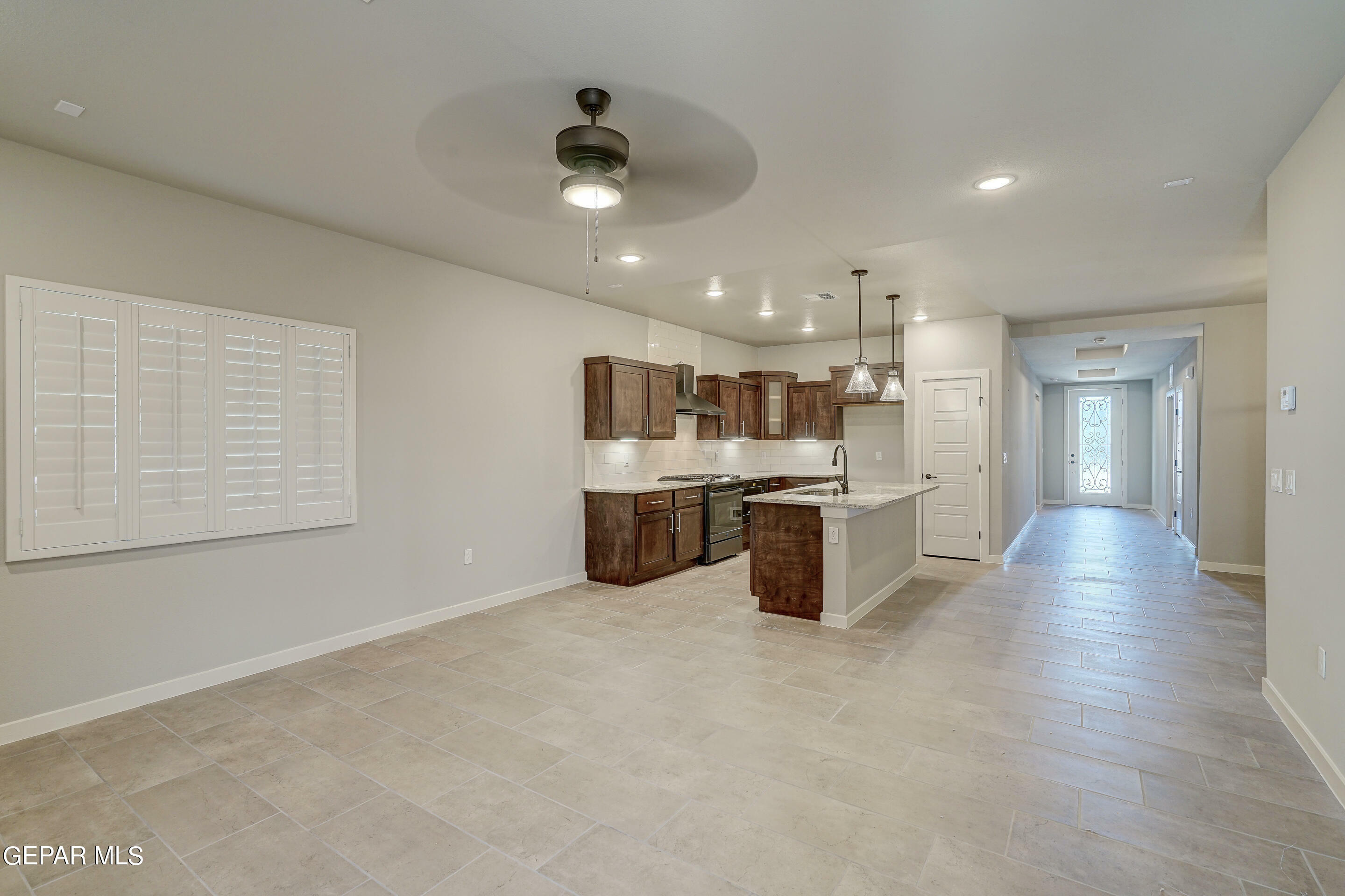 Property Photo:  1023 Barbara Avenue  TX 79927 