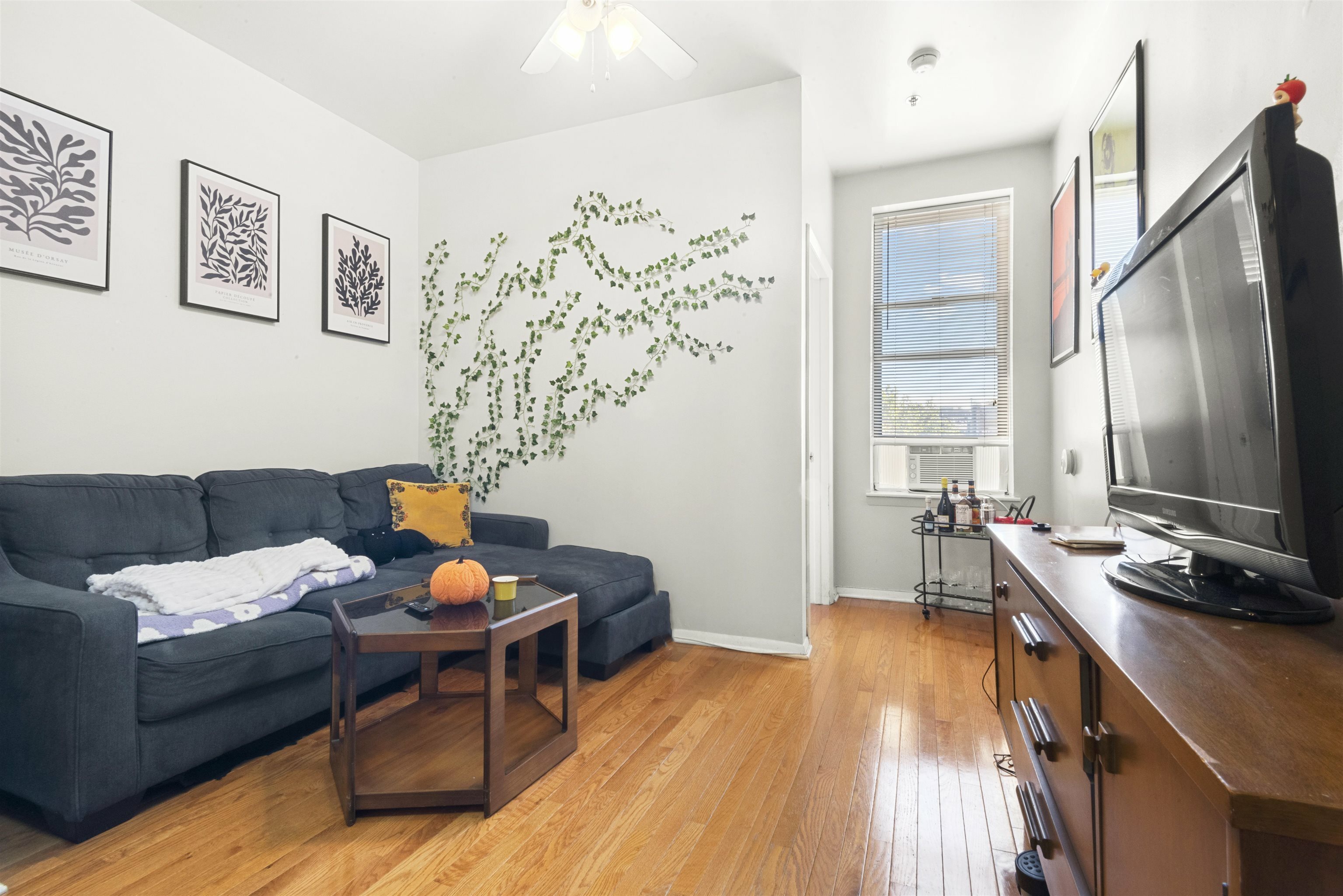 Property Photo:  813 Park Ave 8/4R  NJ 07030 