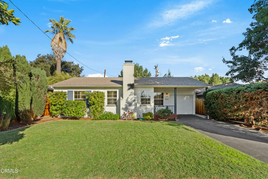 Property Photo:  352 S Carmelo Avenue  CA 91107 