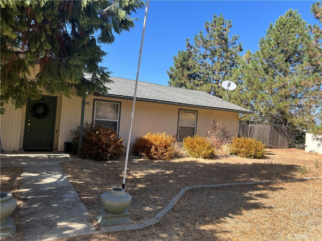 Property Photo:  50785 Daffodil Lane  CA 93675 