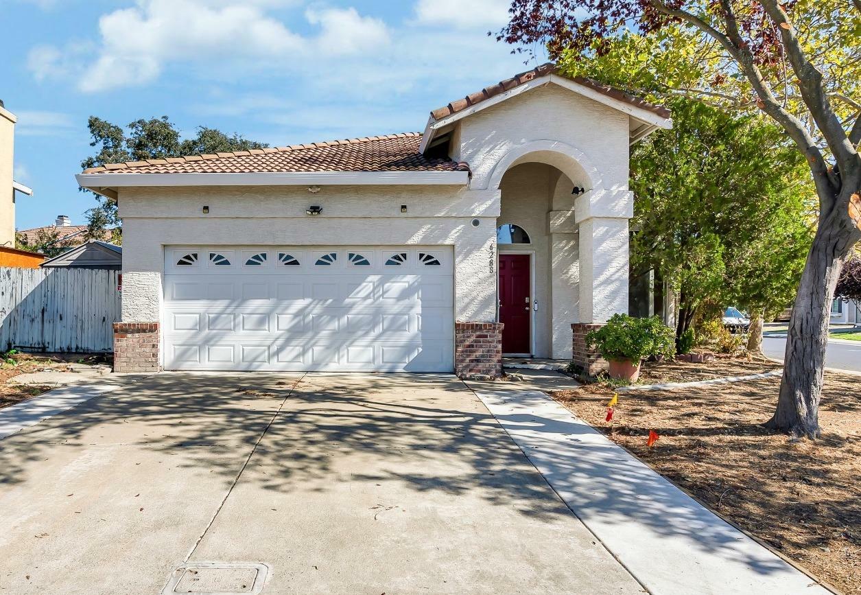 6288 Di Lusso Drive  Elk Grove CA 95758 photo