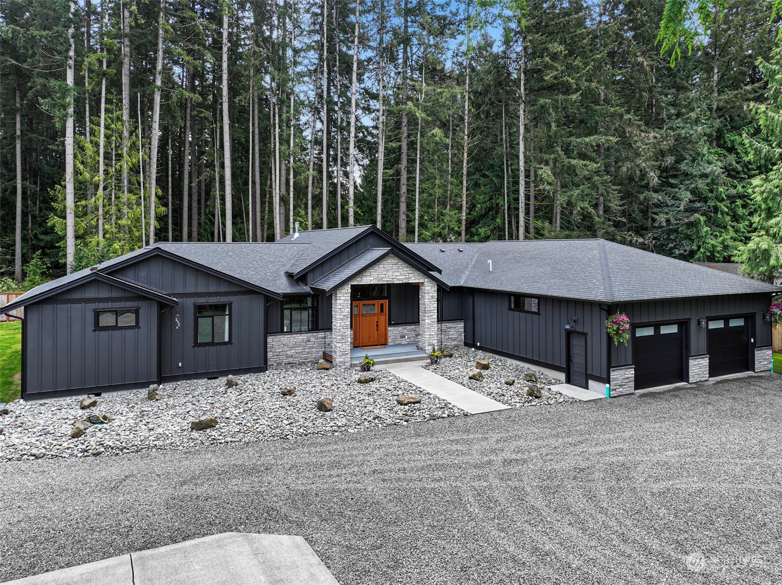 Property Photo: 10815 147th Street E WA 98374