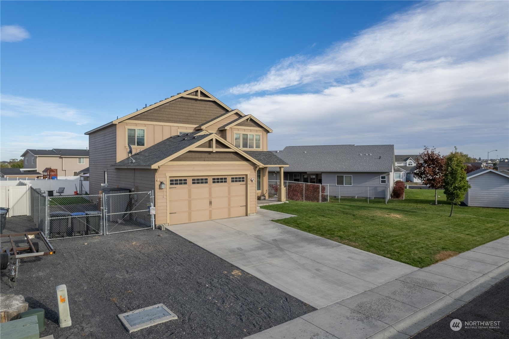 Property Photo:  213 N Tamer Lane  WA 98837 