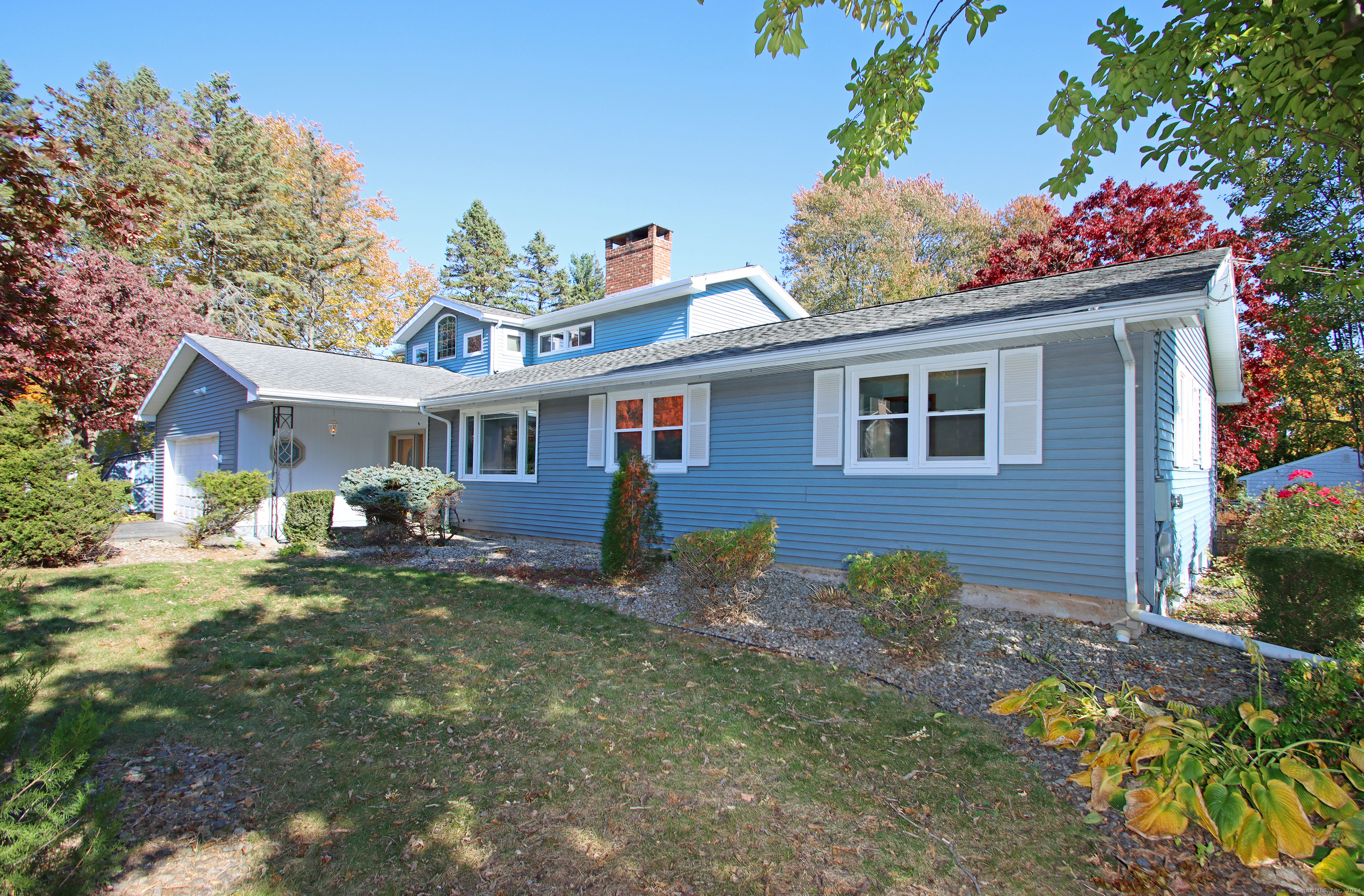 Property Photo:  62 High Ridge Road  CT 06074 