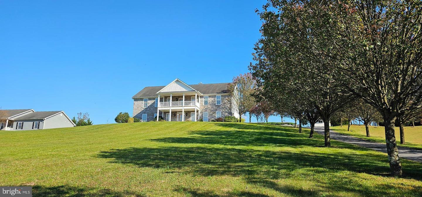 Property Photo:  83 Major King Circle  WV 25427 