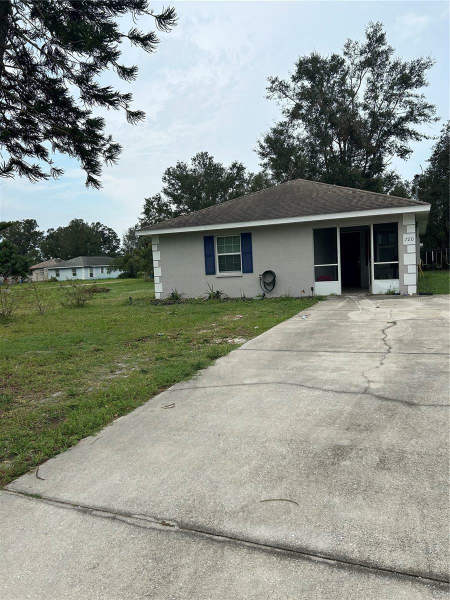 Property Photo:  720 S Morrison Avenue  FL 33841 