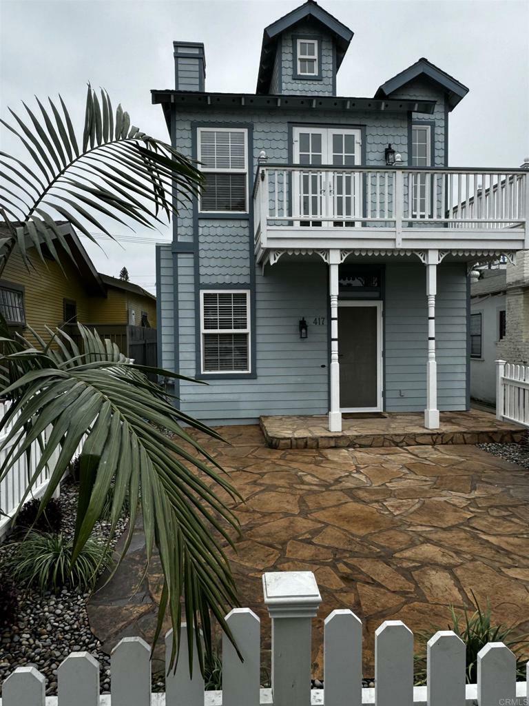 Property Photo:  417 D Avenue  CA 92118 