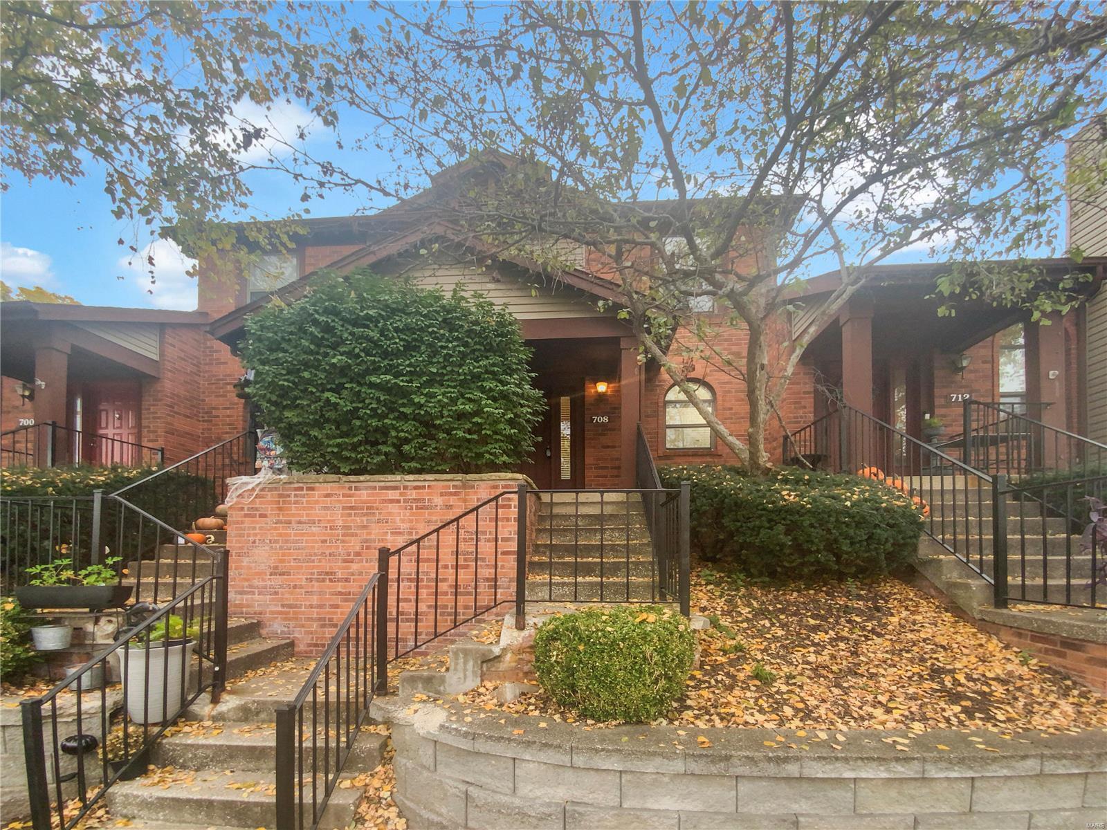 Property Photo: 708 Finch Court C MO 63017