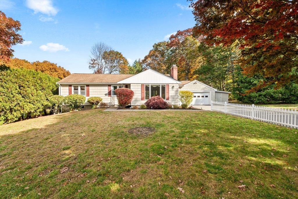 Property Photo:  31 Pine Knoll Road  MA 02420 