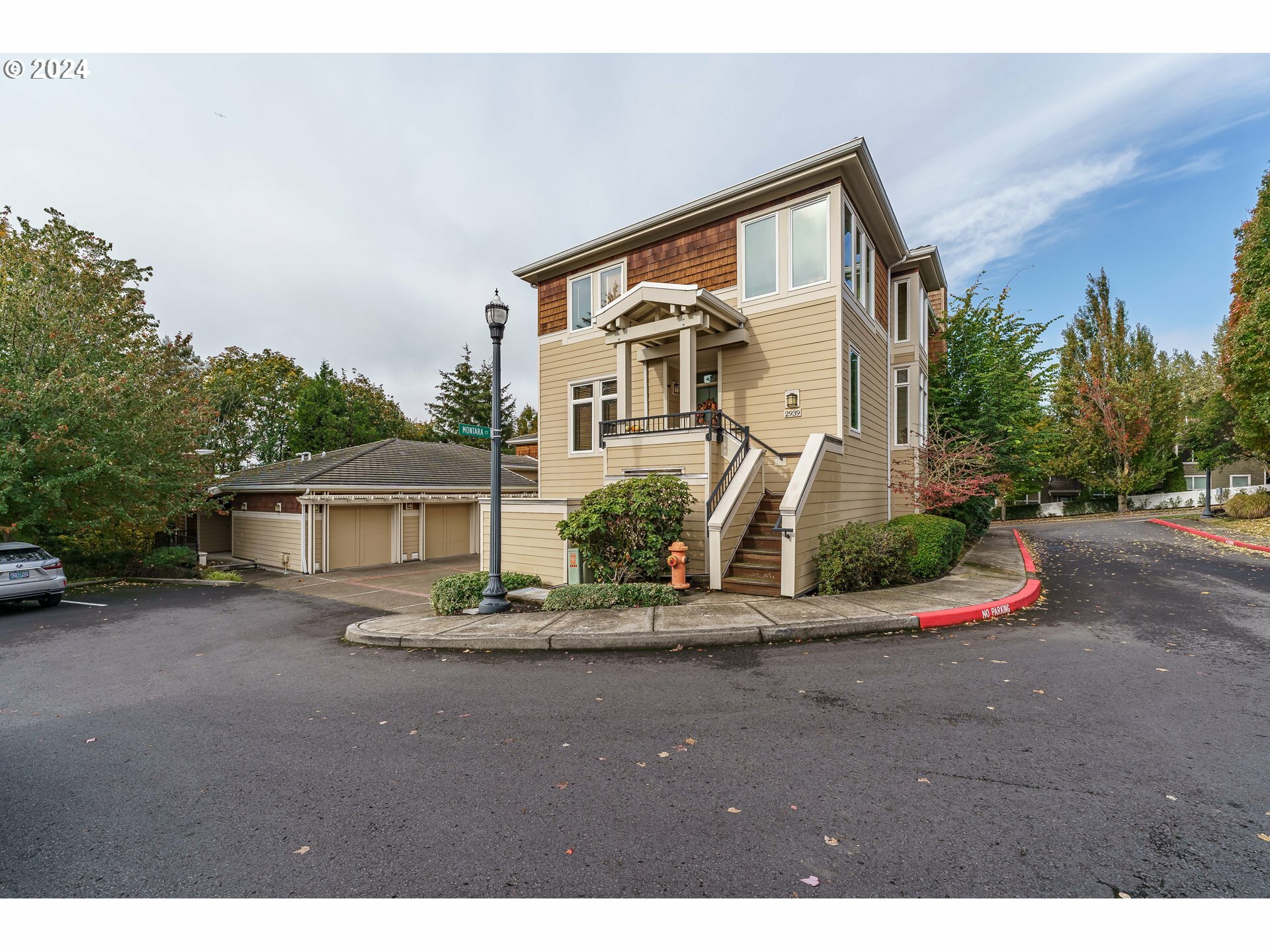 2915 NW Montara Ct  Portland OR 97229 photo