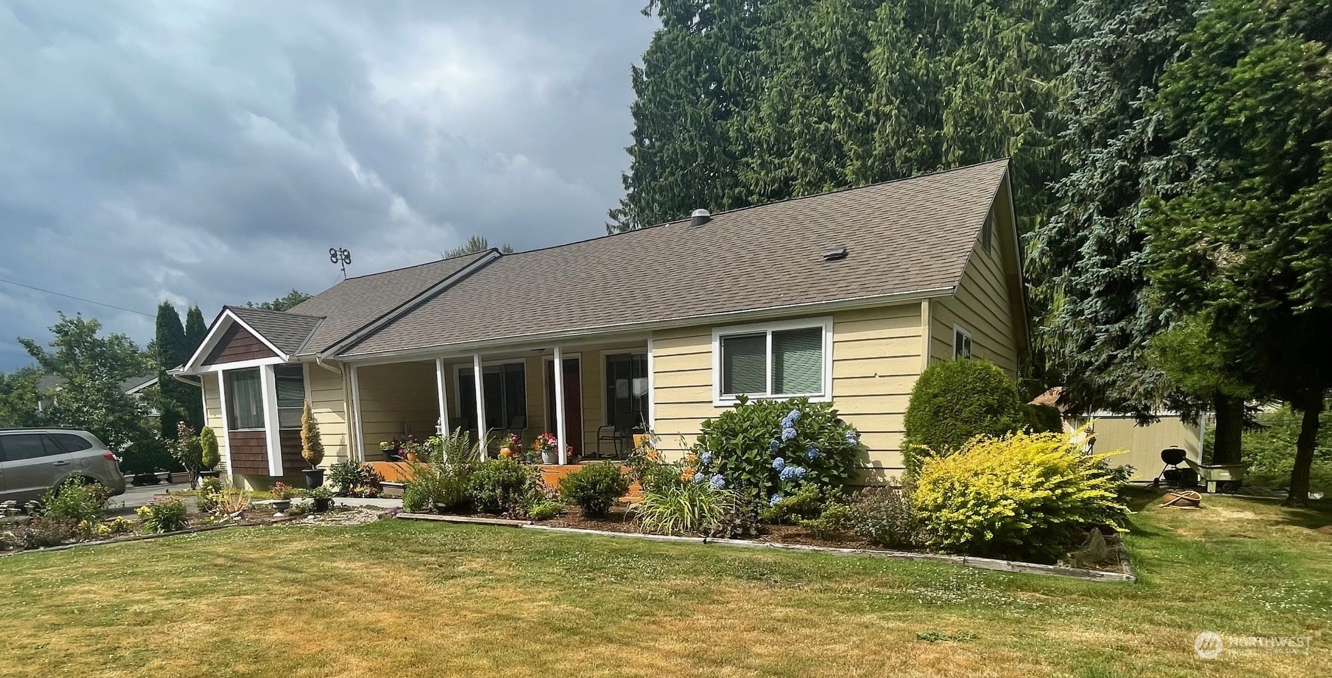 Property Photo:  3028 91st Avenue SE  WA 98258 