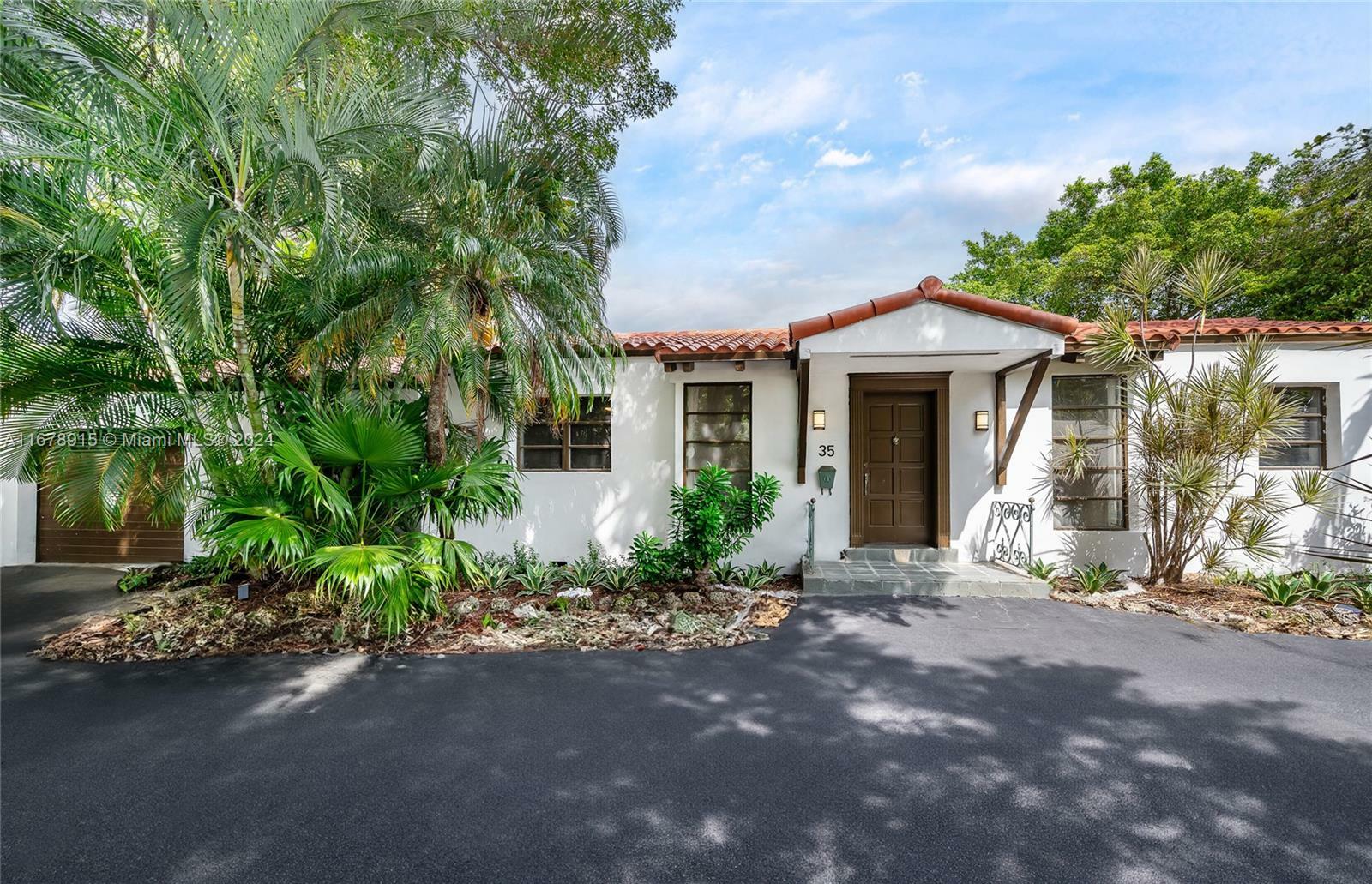 Property Photo:  35 W Sunrise Ave  FL 33133 