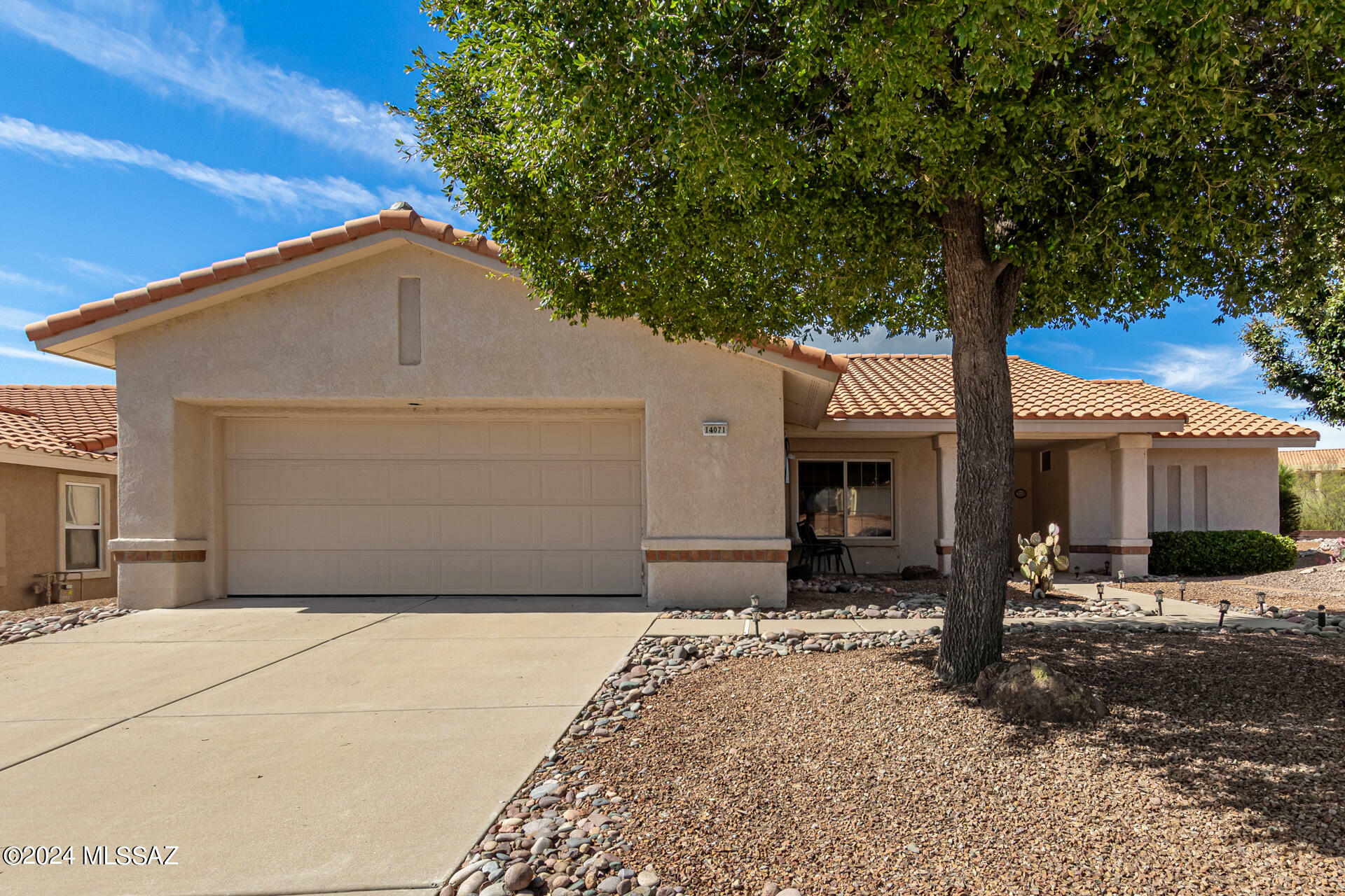 Property Photo:  14071 N Alyssum Way  AZ 85755 