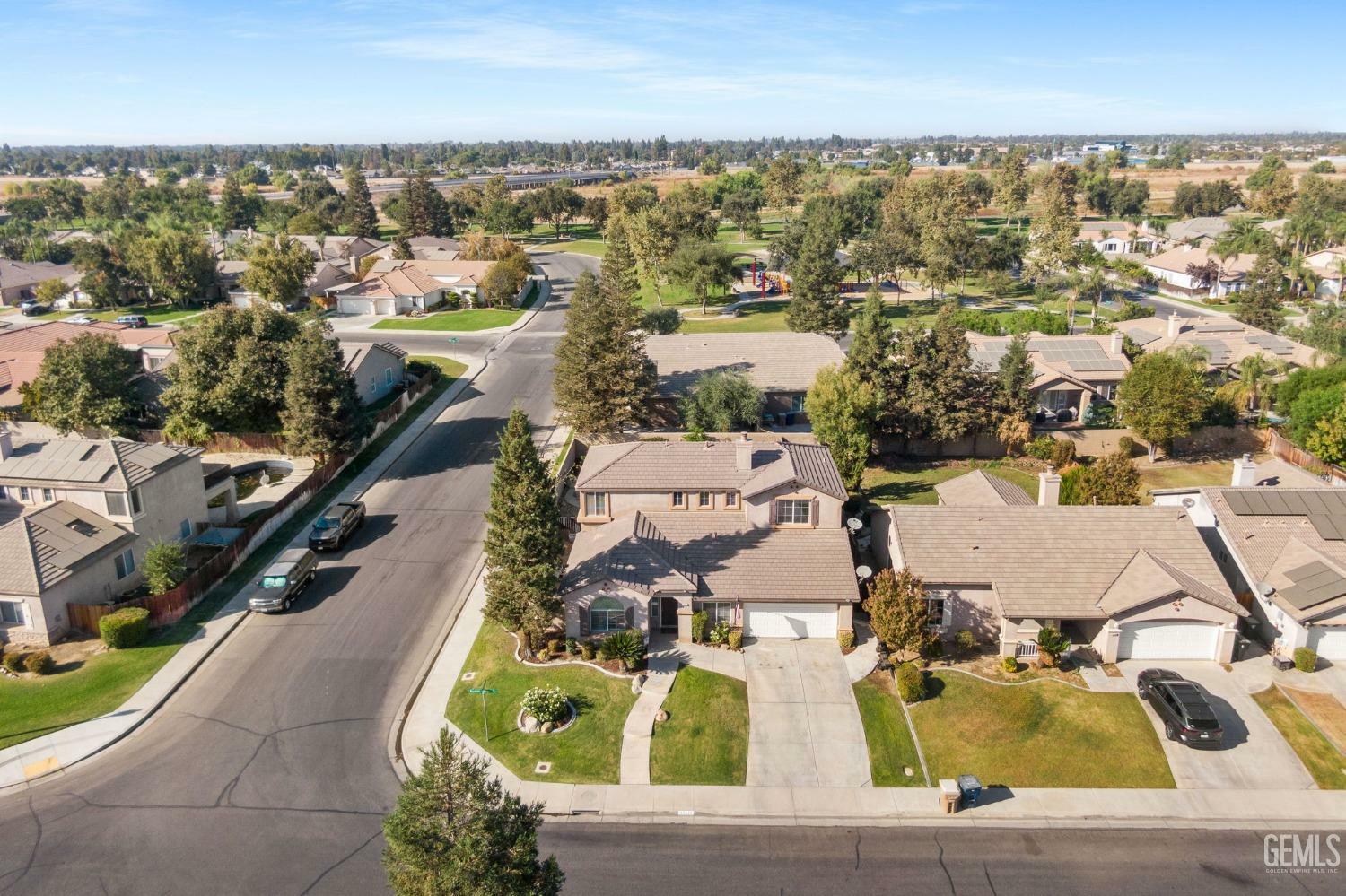 Property Photo:  12524 Woodson Bridge Drive  CA 93311 