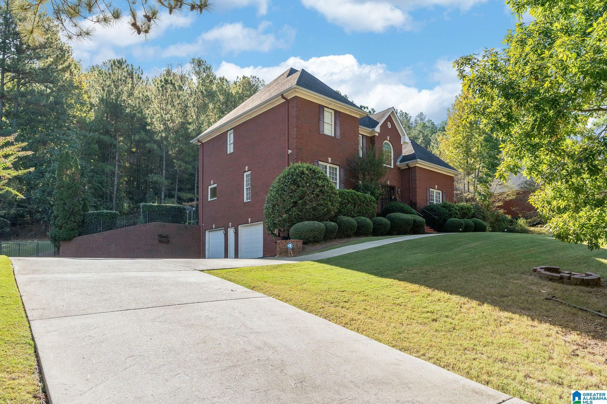 Property Photo:  161 Windsor Lane  AL 35124 