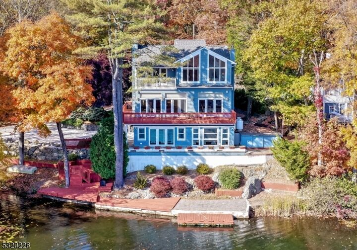 109 Demarest Rd  Bloomingdale Boro NJ 07403 photo