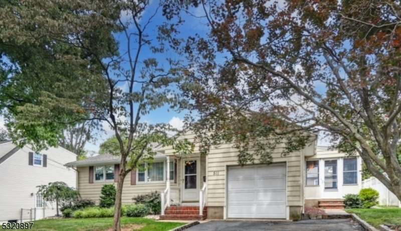 Property Photo:  511 Henry St  NJ 07076 