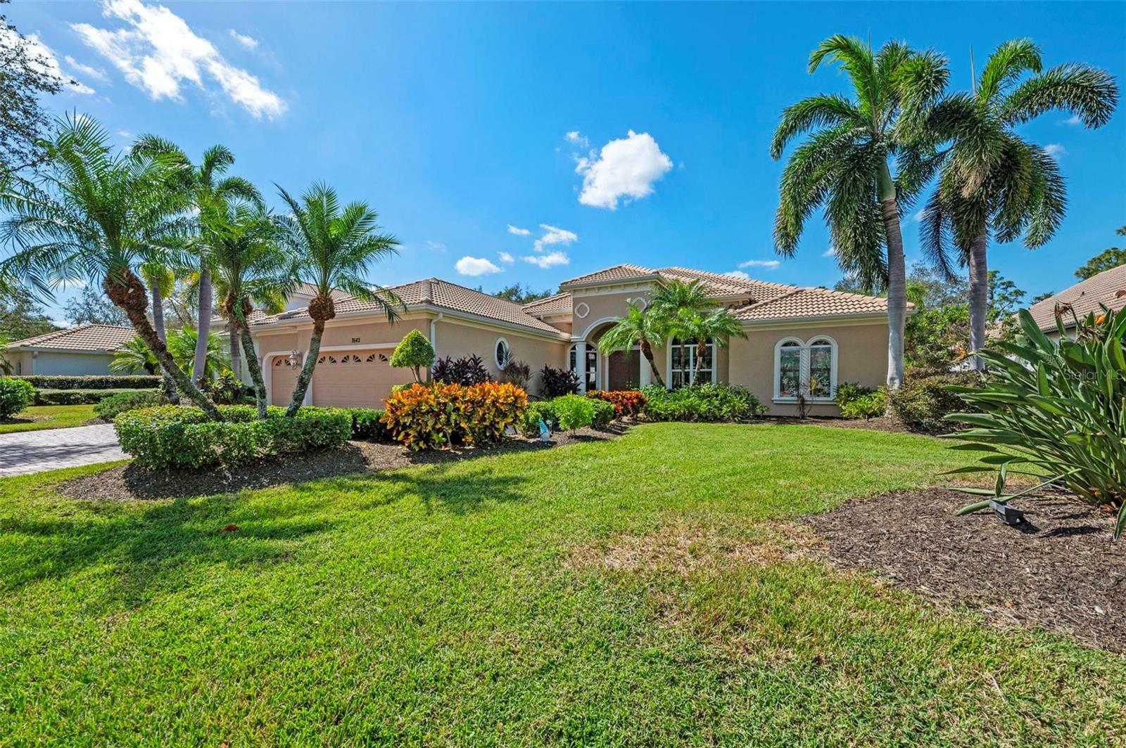 Property Photo:  7642 Tralee Way  FL 34202 