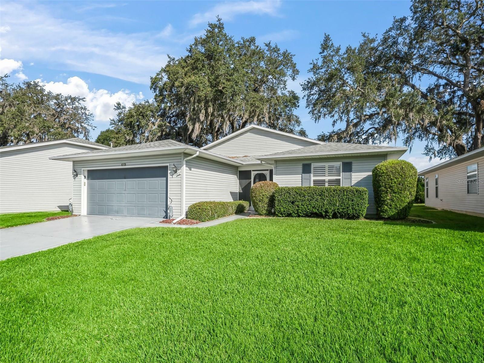 Property Photo:  701 Timbercrest Drive  FL 34748 