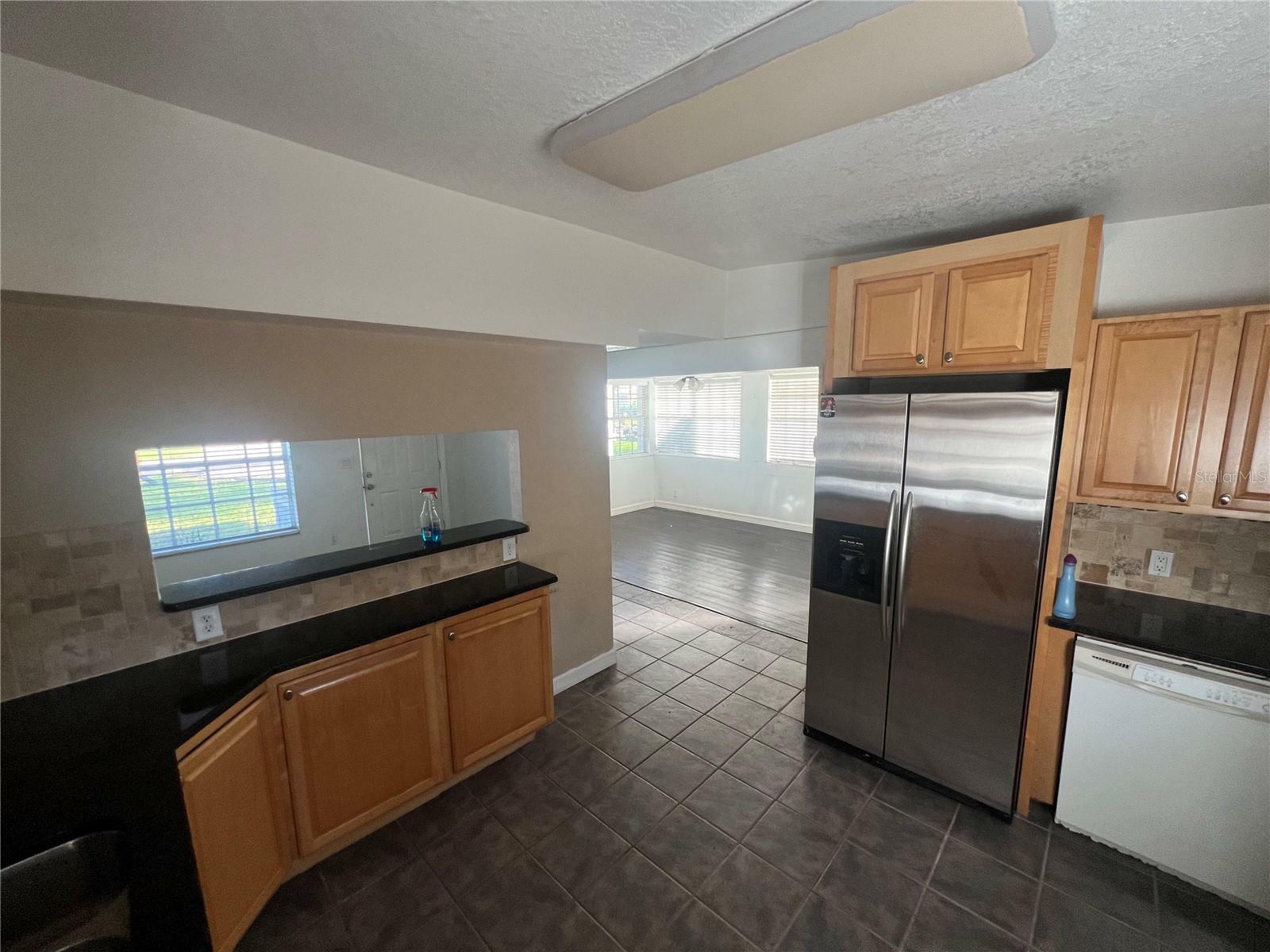 Property Photo:  3520 W Paul Avenue  FL 33611 