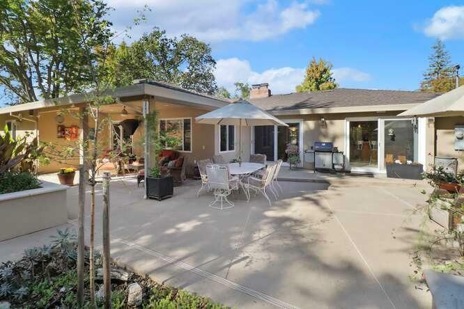 Property Photo:  6616 Chiquita Way  CA 95608 