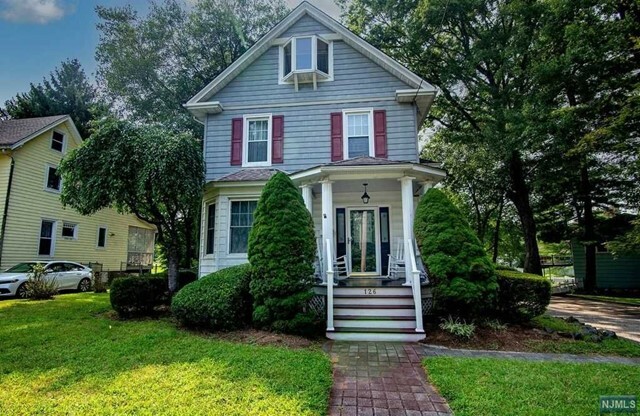 Property Photo:  126 Grant Avenue  NJ 07626 