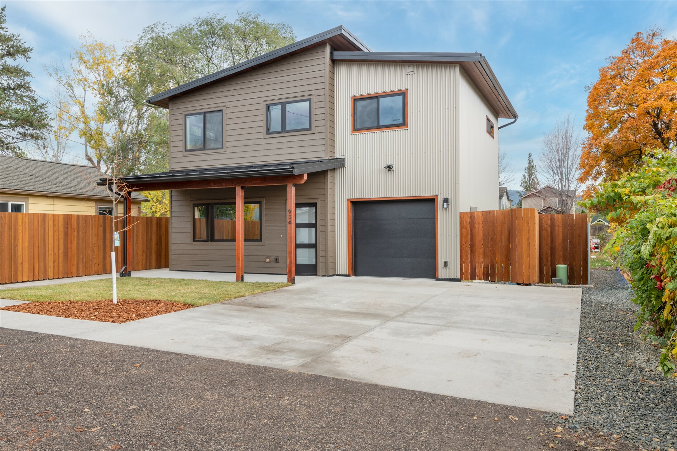 Property Photo:  934 Stoddard Street  MT 59802 