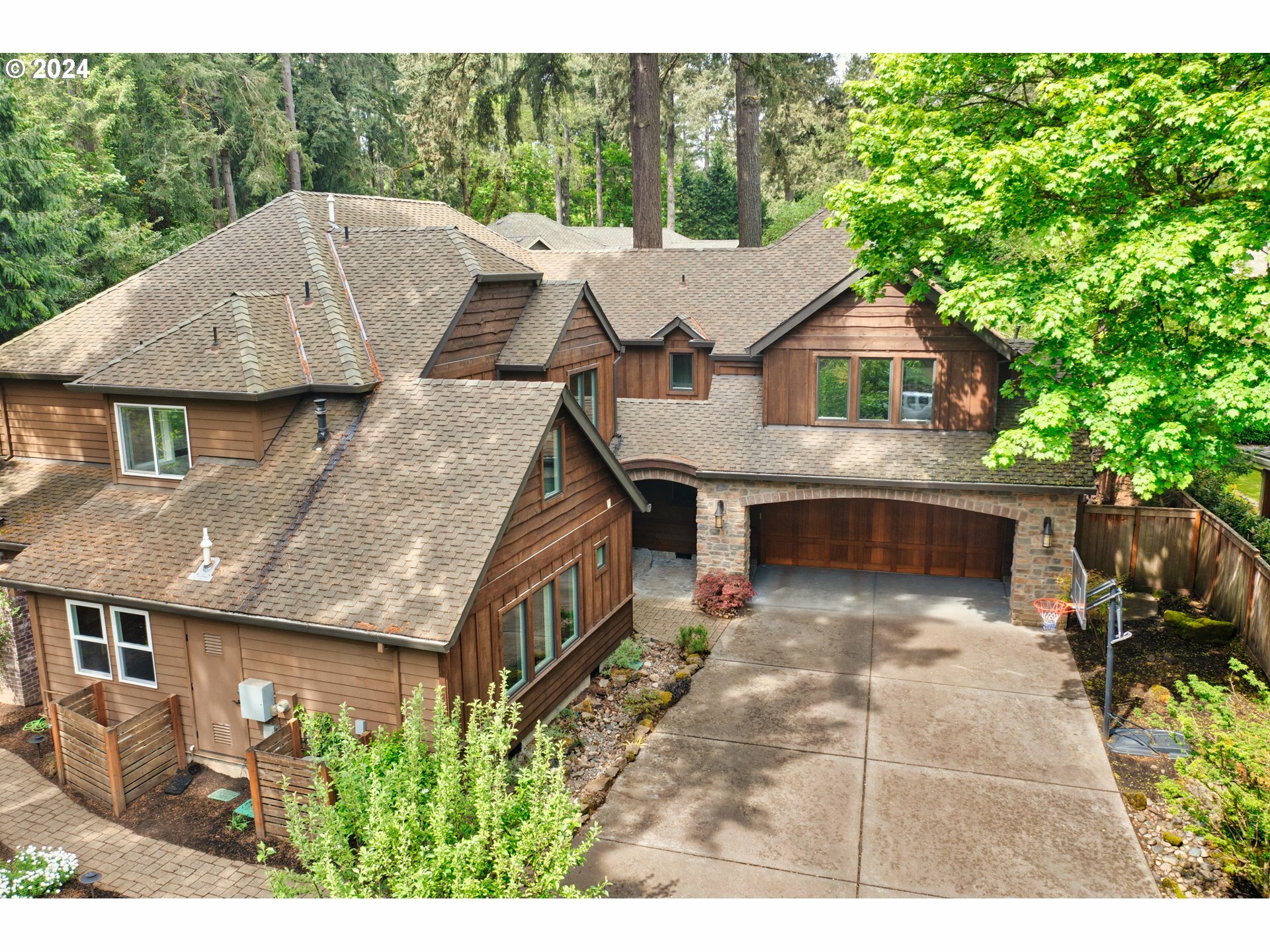 3159 Douglas Cir  Lake Oswego OR 97035 photo