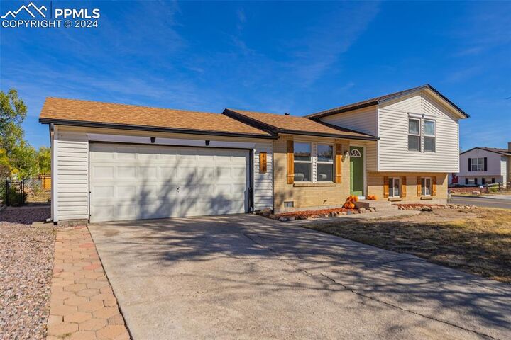 Property Photo: 4598 N Wordsworth Circle CO 80916