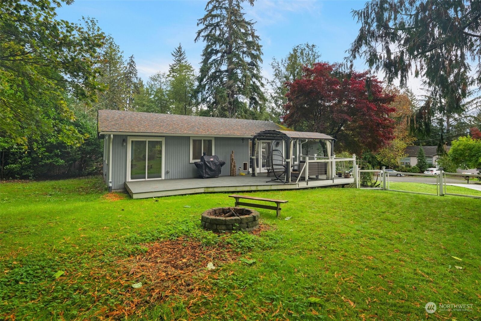 Property Photo: 28526 106th Place SE WA 98272