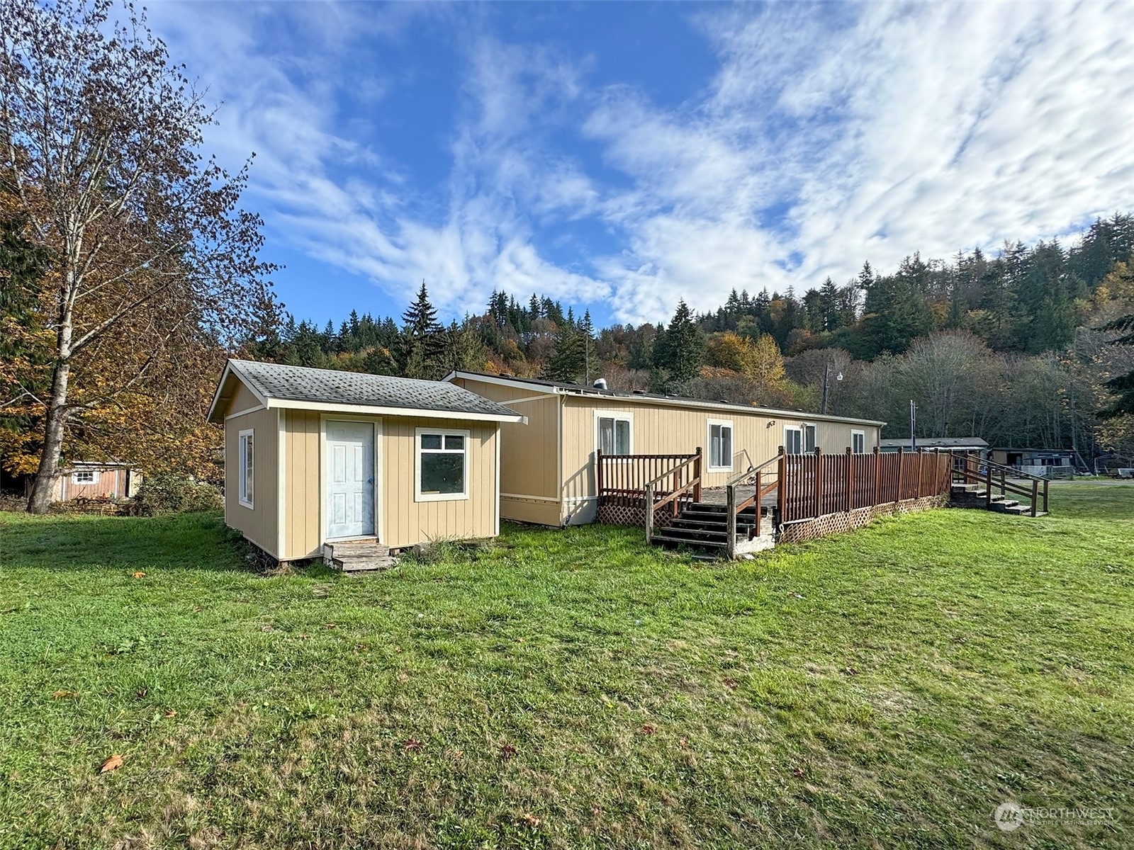 Property Photo:  103 Willow Lane  WA 98362 