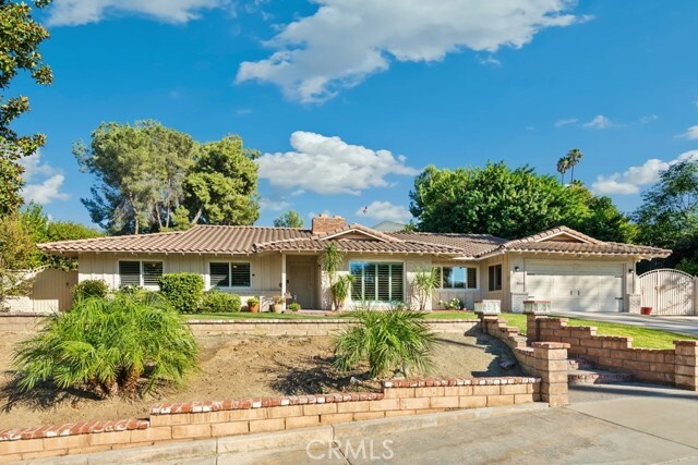 Property Photo:  5950 Courtland Drive  CA 92506 