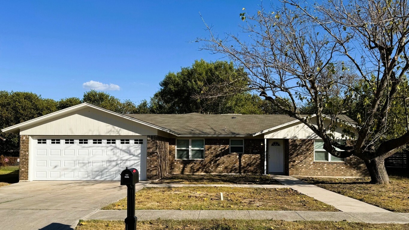 Property Photo:  1904 Kirk Avenue  TX 76543 