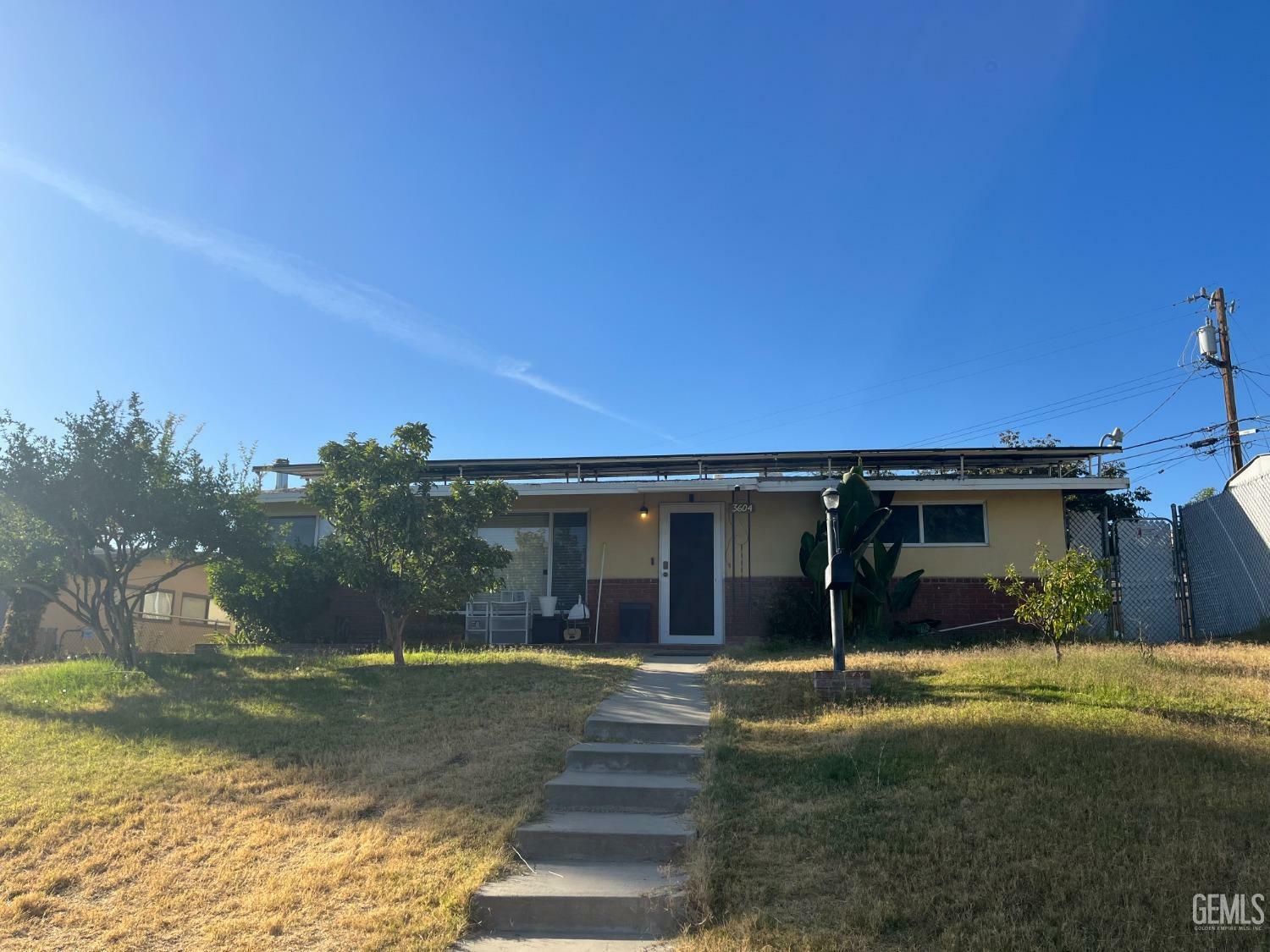 Property Photo:  3604 Bucknell Street  CA 93305 