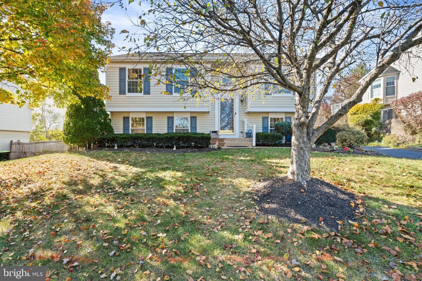 Property Photo: 42851 Churchill Downs Drive VA 20147