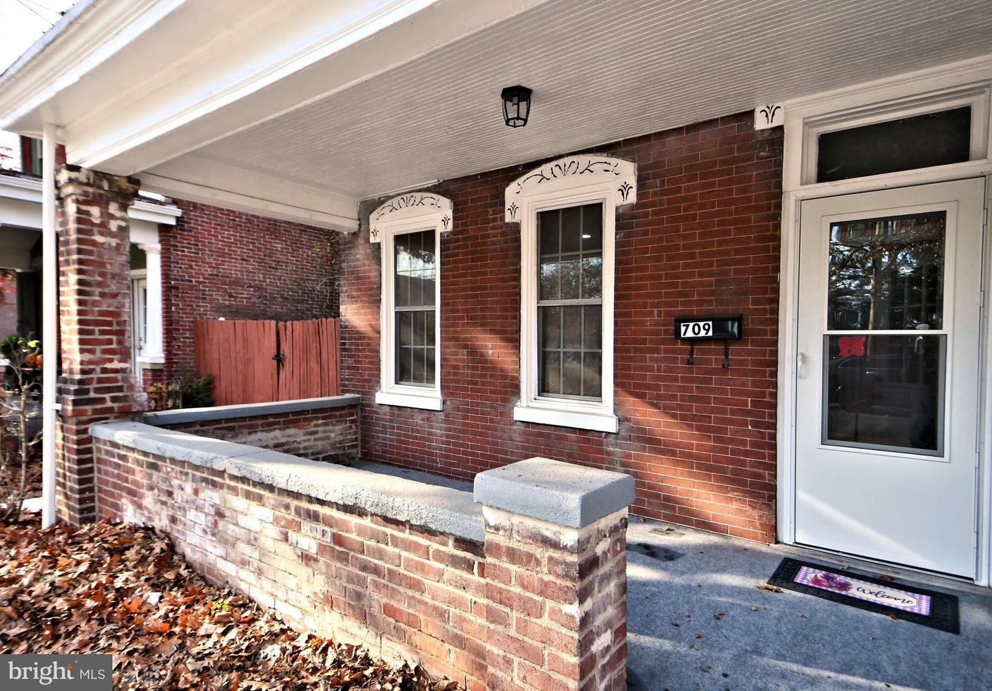 Property Photo:  709 N Charlotte Street  PA 19464 