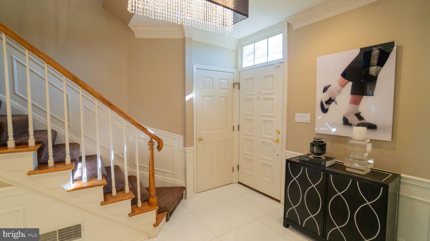 Property Photo:  44 Devonshire Square  PA 17050 